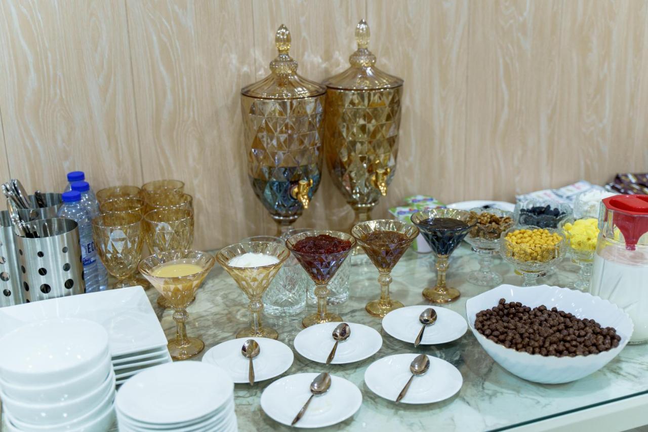 Ayniy Hotel Samarkand Esterno foto