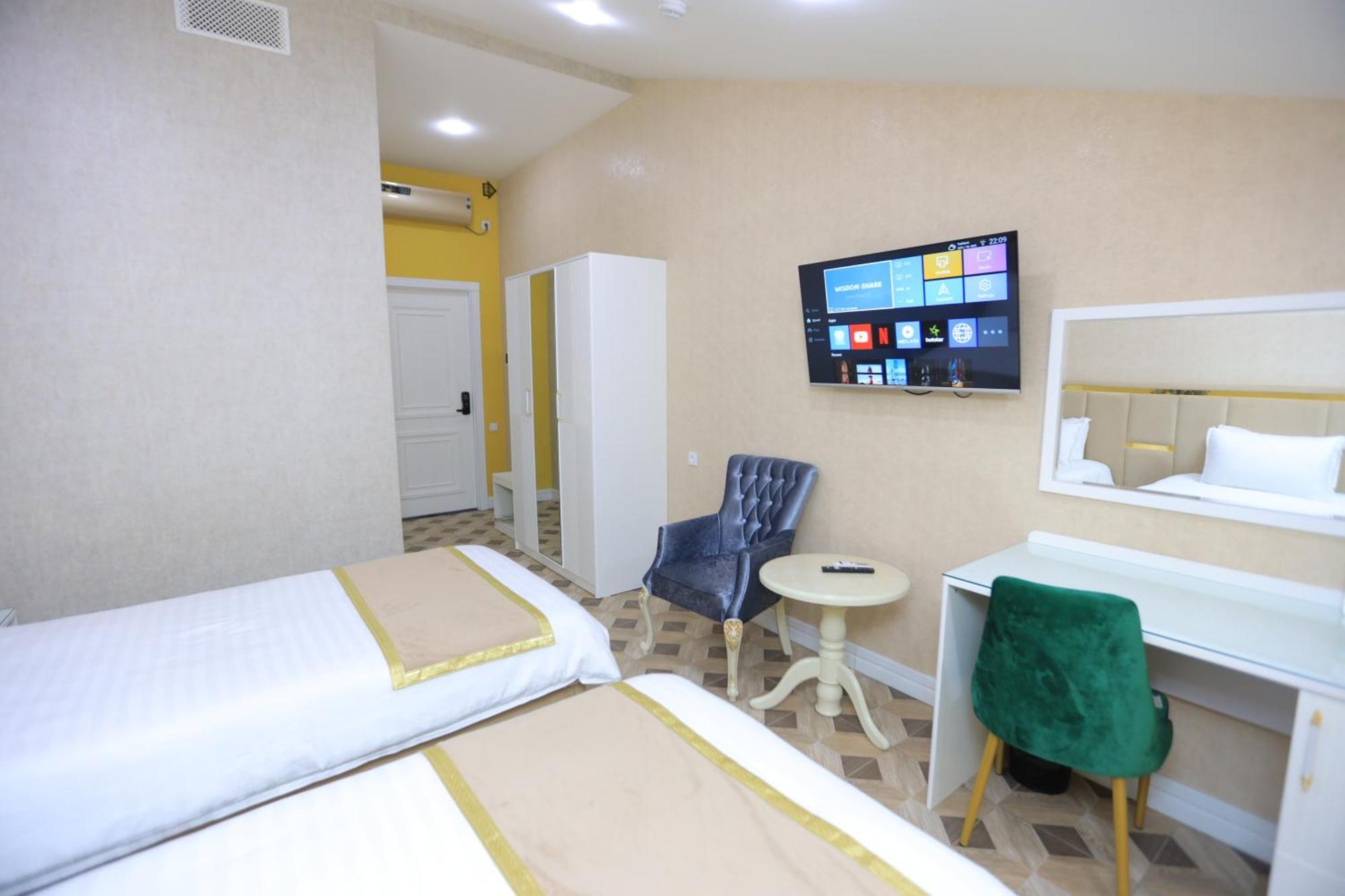 Ayniy Hotel Samarkand Esterno foto